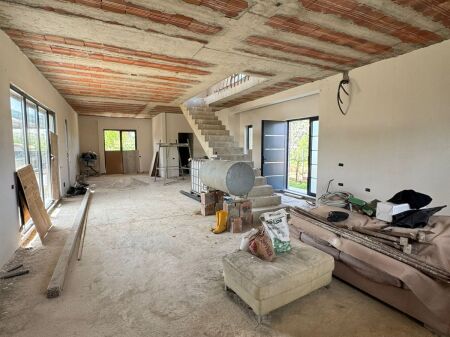 BUSINESS PREMISES FOR RENT 250M2 TEG