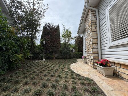 Villa for rent at Garden Hills Residence