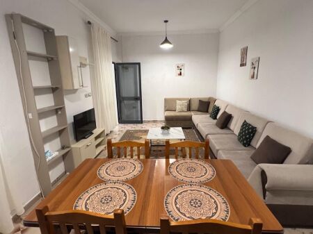 Affittasi casa privata 1+1 a 5 Maji