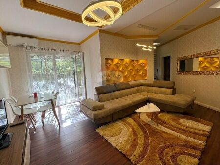 Apartament per qira 2+1 Liqeni i Thate