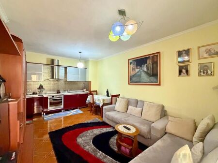 APARTAMT 2+1 FOR SALE AT THE PARIS COMMUNE!