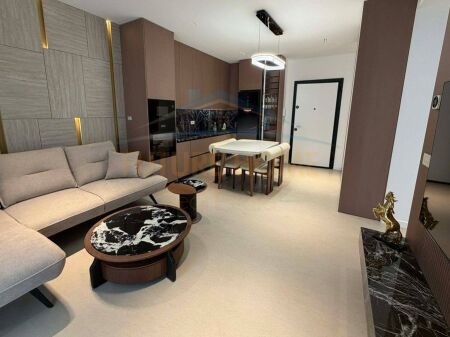 Affitto, Appartamento 2+1 + Posto Auto, Golden Tower, Via Mine Peza