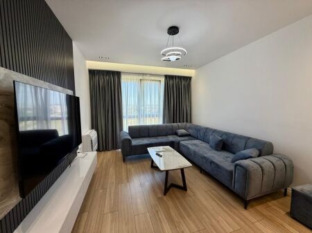 Affittasi 1+1 più posto auto, Astir