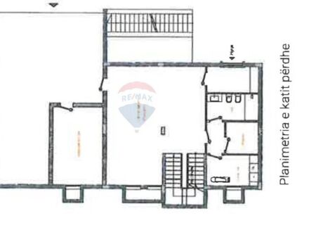 Vile Elitare me pishine buze Liqenit te Farkes!