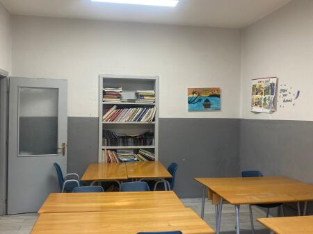 Jepet me qera ambjent per zyra te Pallatet Moskat prane Stadiumit Dinamo