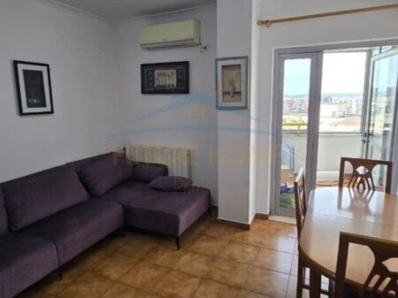 Qera , Apartament 1+1 , Rruga e kavajes..