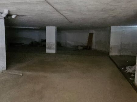 SHITET 10 GARAZHDE ME HYRJE TE DEDIKUAR PLAZH DURRES KOMPLEKSI TOCAK RRUGA DYRESORE