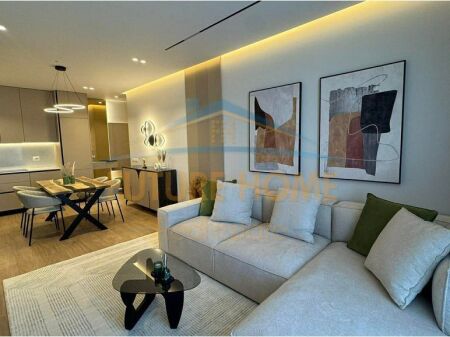 Shitet apartament 2+1+2 Golden Tower Residence Rruga Mine Peza