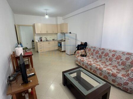 Qera , Apartament 2+1+2 ,Unaza e Re,Tirane 450 €,UNA64953