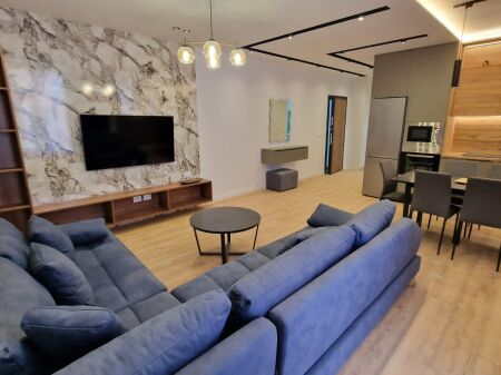 Apartment 2+1+2 per qirq te Bulevardi i Ri