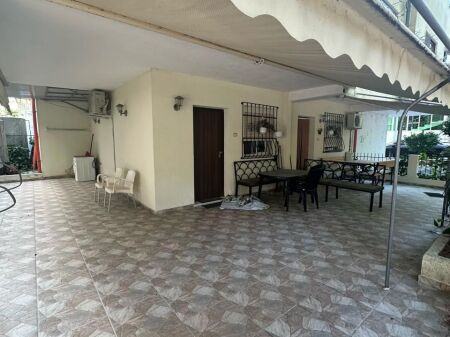 Shiten 2 Gazoniere Shkembi Kavajes