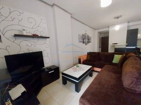 Qera, Apartament 2+1, Zogu i Zi, Tirane. 600 €