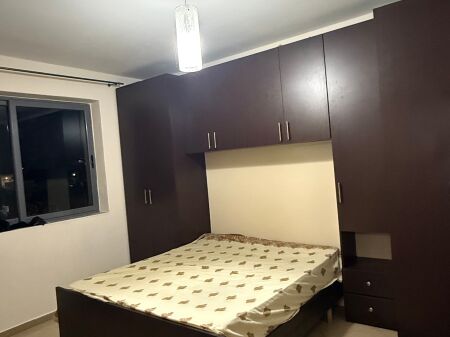 Apartment for rent 1+1 in Shkoze Total area: 56 m2 Floor: 3 Layout: •Living room + kitchen area •1 bedroom •1 bathroom • Corridor The apartment is furnished.