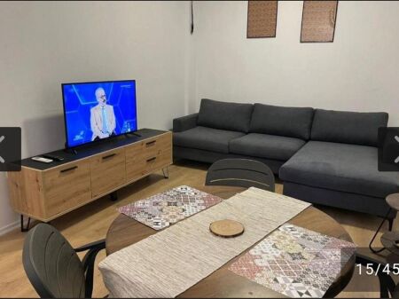 OKAZION! APARTAMENT 1+1 + 18 m² VERANDË – RR. "BARDHYL"!