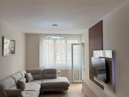 Jepet me qira apartament 1+1 tek ish Parku i Autobuzave
