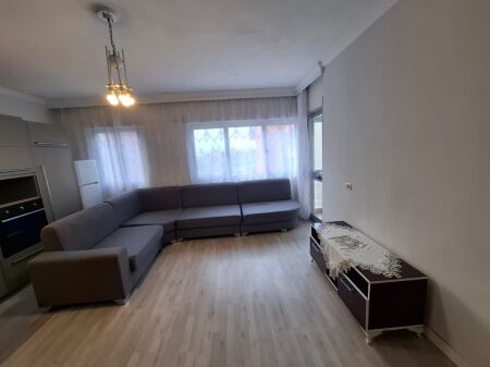 Jepet me Qera Apartament 2+1+2 Lagja 17 Ne Durres