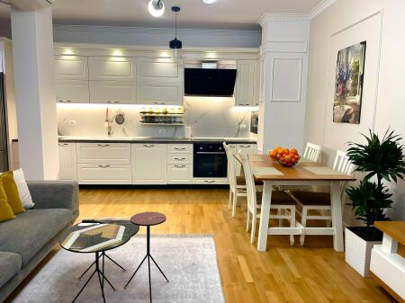 🏡 Shitet 3+1+2 dhe garazh 📍Kopshti Zoologjik