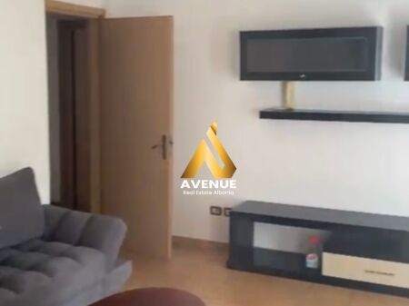 Appartamento 2+1 in affitto – Vicino a 21 Dhjetori, Via Shefqet Musaraj Tirana