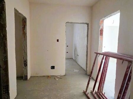 OKAZION! PASKUQAN! APARTAMEMT 2+1+2 Rezidenca "Color Splash"!