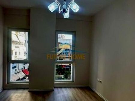 Qera, Apartament 2+1+2 , Zogu i Zi, Tiranë 650 €