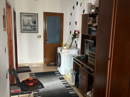 Qira, Hyrje Private 2+1+blk, Allias, 40.000 Leke/muaj