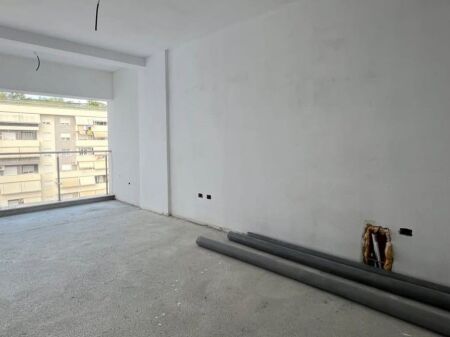 APPARTAMENTO 2+1+2 – COMUNE DI PARIGI