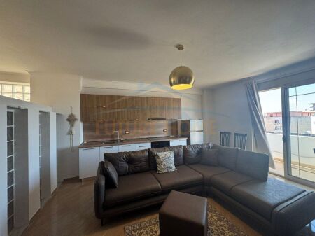 Affitto, Appartamento 1+1, vicino al Tribunale, Durazzo