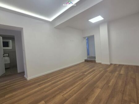 Zyre Me Qera 1+1 Ne Brryl (ID BZ2922) Tirane