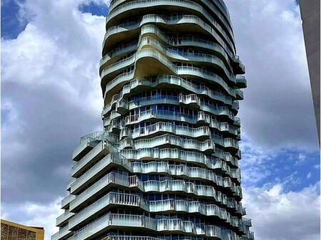 Apartment 3+1+Veranda for sale near Tirana Rock