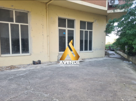 AMBIENT NË SHITJE – LIQENI I THATË, PRANË RADISSON, TIRANË