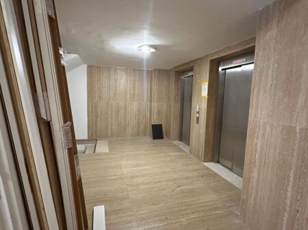 Shitet Apartament 2+1