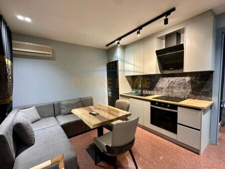 Qera, Apartament 1+1, Shallvaret, Tiranë 630 €
