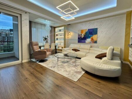 Shitet, Apartament 2+1+2, Kompleksi "FZ 2", Liqeni i Thatë.