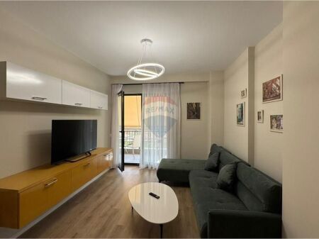 Apartament 2+1+2 📍Pazari Ri 1000€ qera