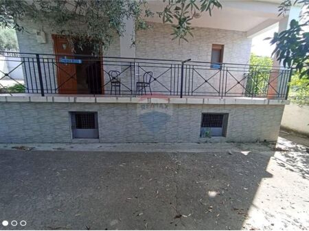 Shtepi 2 kateshe ne shitje , Uji i Ftohte