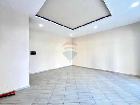 Dyqan me qera , Albano & Romina