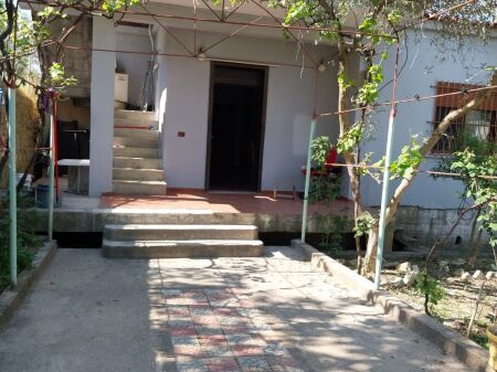 Casa in Affitto a Kombinat