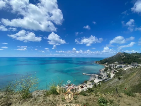 Shitet VILA• Super KOMPLEKS RESIDENCIAL • Unik ne llojin e tij