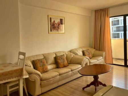 📌 Shitet Apartament 3+1+2 – Rruga 5 Maji