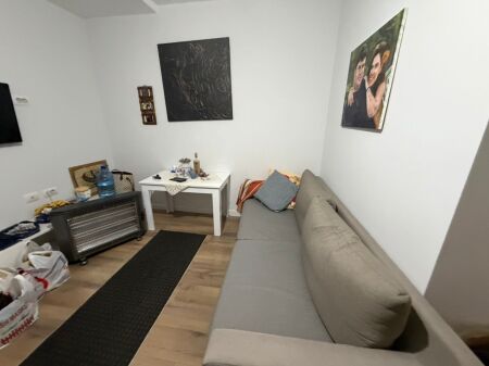 In affitto 1+1 Via Peti Lago 400 mila lek