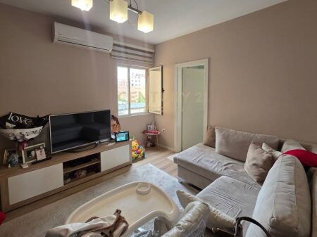 Apartament 2+1 ne shitje, Irfan Tomini