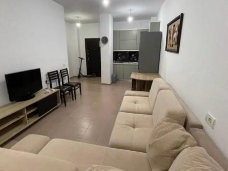 Appartamento in affitto 1+1 - 📍Astir, vicino al complesso Fratari 400 mila lek