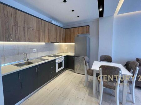 Apartament per shitje 1+1 ne Misto Mame