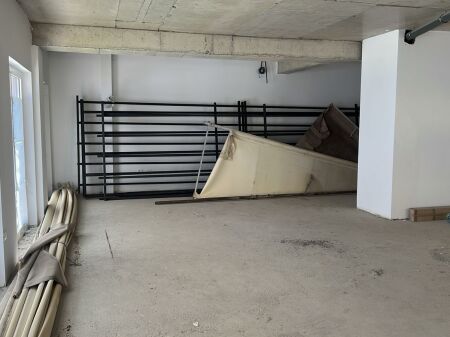 Open Space Shop for Rent for Premises: Ali Dem, At the Mangalem Complex