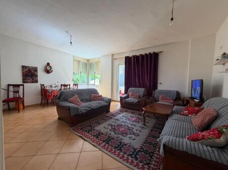 Fresku, shesim apartament 3+1