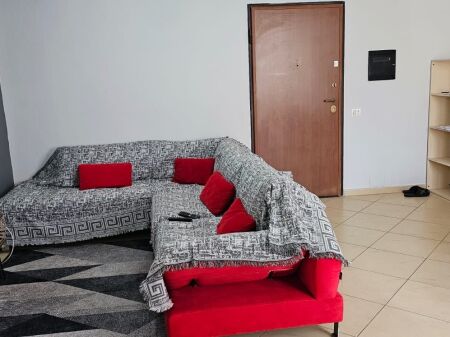 2+1, at the mosque of the botanical garden, price 550 euro