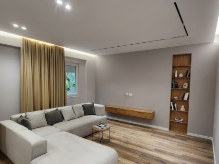 Apartament 1+1 me Qira, Liqeni i Thate