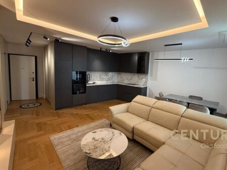 Apartment for rent 2+1+2+Parking space at Lake View