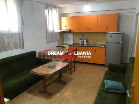 Appartamento in affitto in Via Dibra vicino alla Scuola Bajram Curri, Tirana ( ID 4251448 )