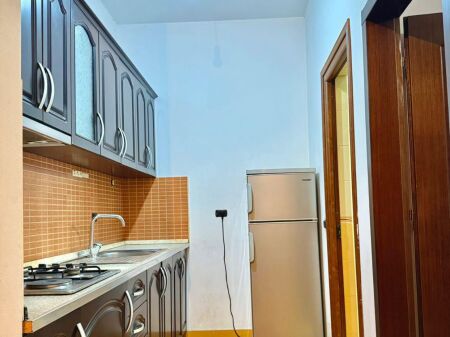 Rent | Apartament 1 + 1 | 21 Dhjetori | 450 €/month